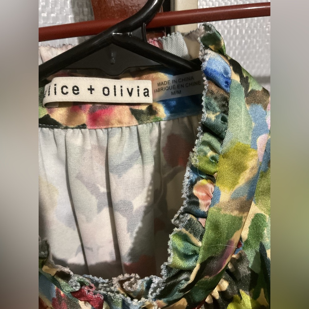 Alice and Olivia 2 piece set - Picture 6 of 8